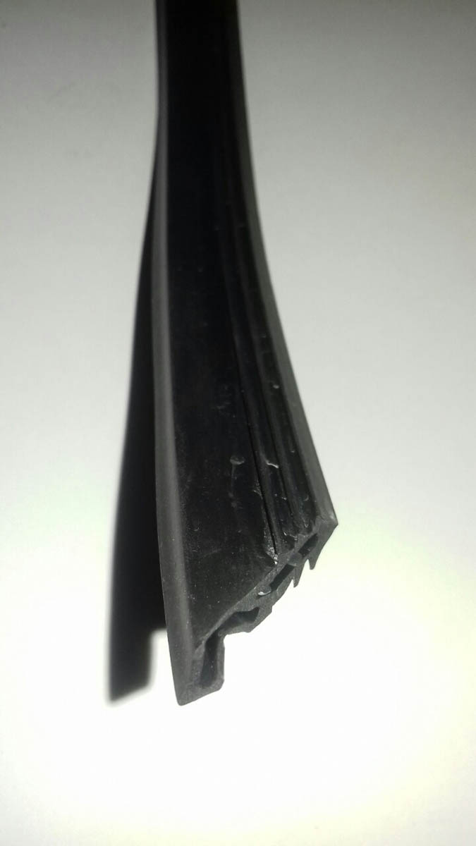 Dihtung (zaptivka vrata masine za sudove BEKO 1749190100