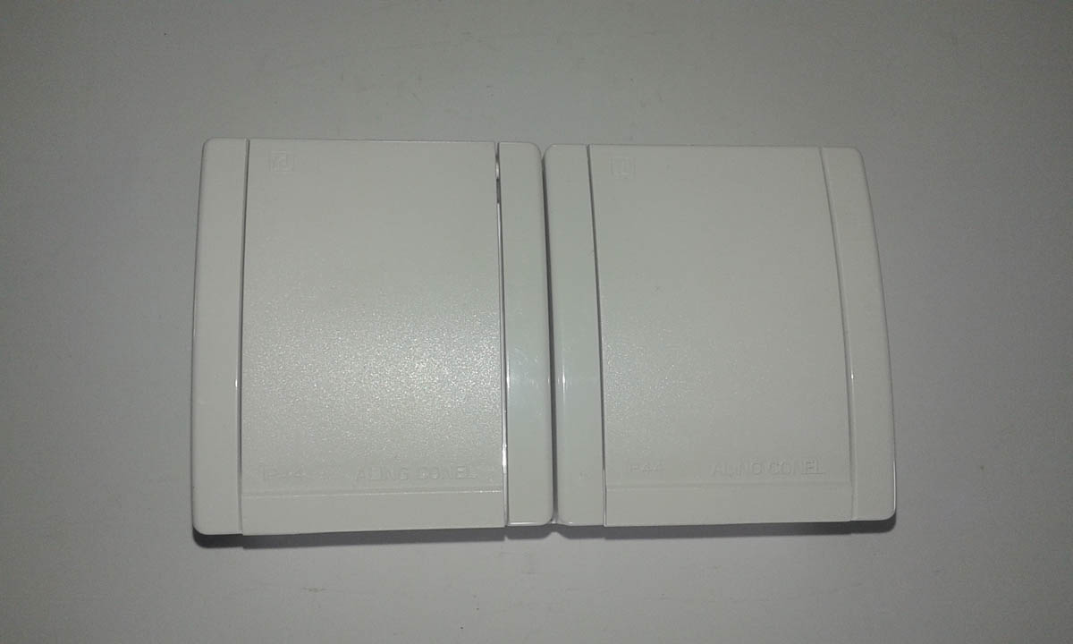 Prikljucnica dvopolna dupla OG ALING horizontalna IP44