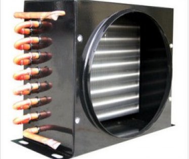 CD 4.4 vazdusni kondenzator