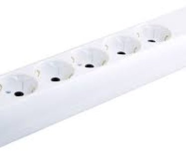 Podsklop (gnezdo) 5mesta za produzni kabel