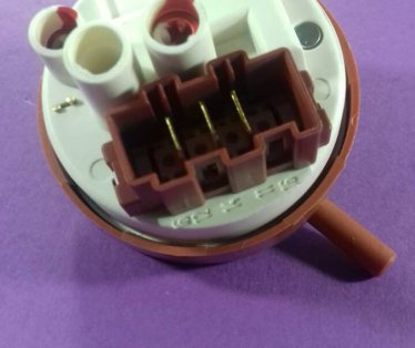 Hidrostat masine za pranje sudova Ariston  Indesit C00143740