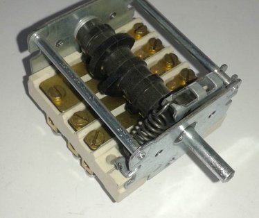 Prekidac sporeta profesionalnog 3+0 32A trofazni 